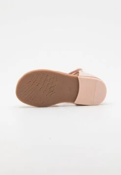 Friboo Sandalen - Light Pink -Algemene Winkel Voor Kindermode 38a0653b2aa64043aad88ec8d2da5d07 scaled