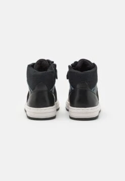 Friboo Leather - Sneakers Hoog - Black -Algemene Winkel Voor Kindermode 4799674aa8844eaa846dfa091de31e47 scaled