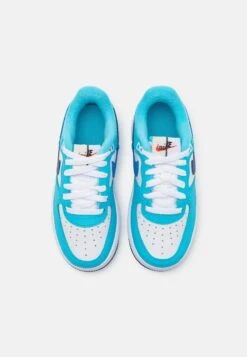 Nike Sportswear Force 1 Lv8 2 Unisex - Sneakers Laag - White/Light Photo Blue/Deep Royal Blue/Baltic Blue -Algemene Winkel Voor Kindermode 531f739b9c6a41b79ce63eea242d4cc0 scaled