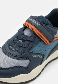 Geox Pavel - Sneakers Laag - Navy/Orange -Algemene Winkel Voor Kindermode a215cde30bb94db3bff052e4cf4bf30f scaled