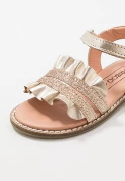 Friboo Leather - Sandalen - Gold -Algemene Winkel Voor Kindermode a399d5c8c9764e1c8a967e5a88ee5048