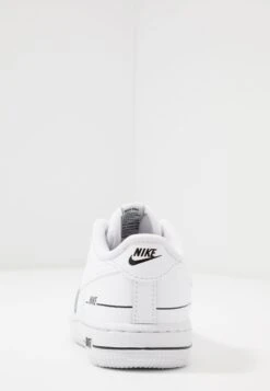 Nike Sportswear Force 1- Sneakers Laag - White/Black/White 9 Nike Sportswear Force 1- Sneakers Laag - White/Black/White -Algemene Winkel Voor Kindermode a44e648d8f3f4f86b5996ff8f1a38379 scaled
