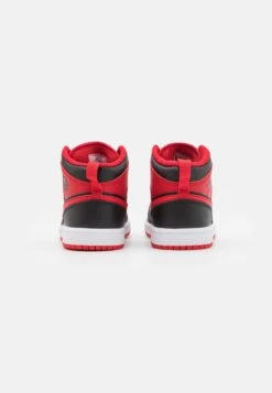 Jordan 1 Mid Unisex - Basketbalschoenen - Black/Fire Red/White -Algemene Winkel Voor Kindermode bfd37b54ba844f539df80830e67f21df scaled