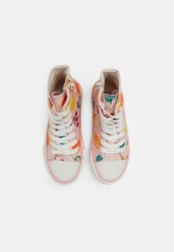 Friboo Sneakers Hoog - Light Pink -Algemene Winkel Voor Kindermode cf74fea90f764e00b949b311c726a20a scaled