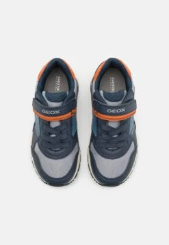 Geox Pavel - Sneakers Laag - Navy/Orange -Algemene Winkel Voor Kindermode eb8cf77caf8b419f9190ef1152c3bbe4 scaled